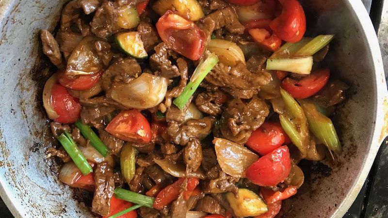 Cantonese Recipes: Beef Tomato Stir Fry.